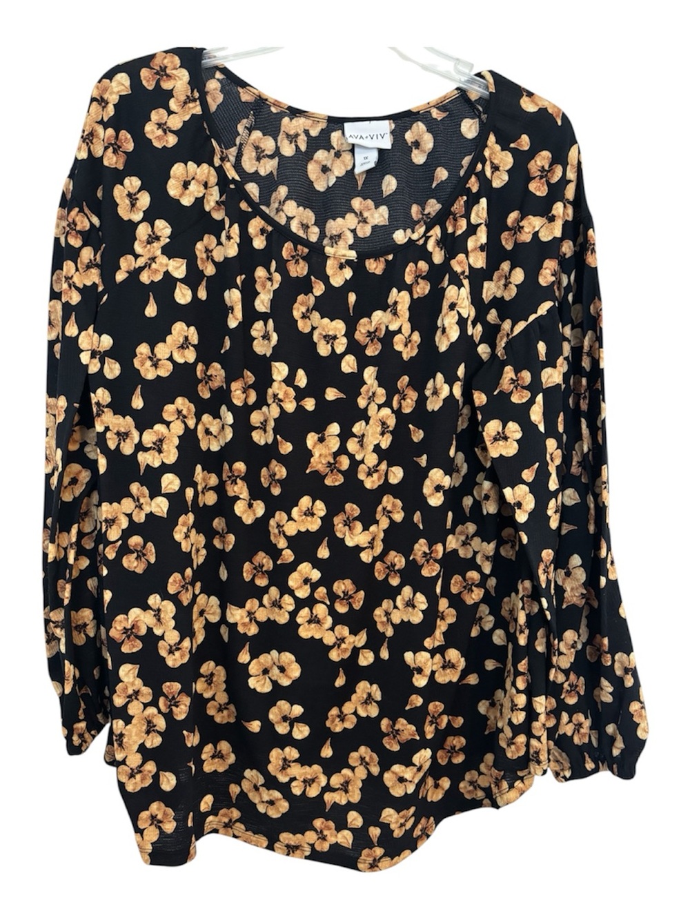 1X Ava & Viv Black Floral Long-Sleeve Women's Top